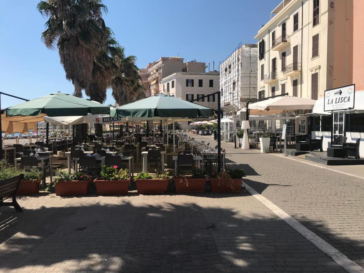Casa Vacanza Tindara Lägenhet Civitavecchia Exteriör bild